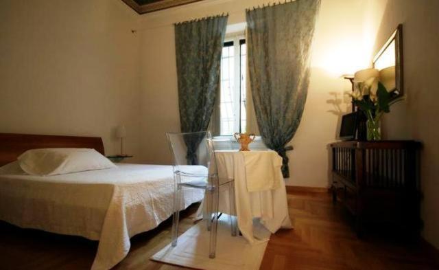 B&B Emily'S Rooms Florence Ngoại thất bức ảnh